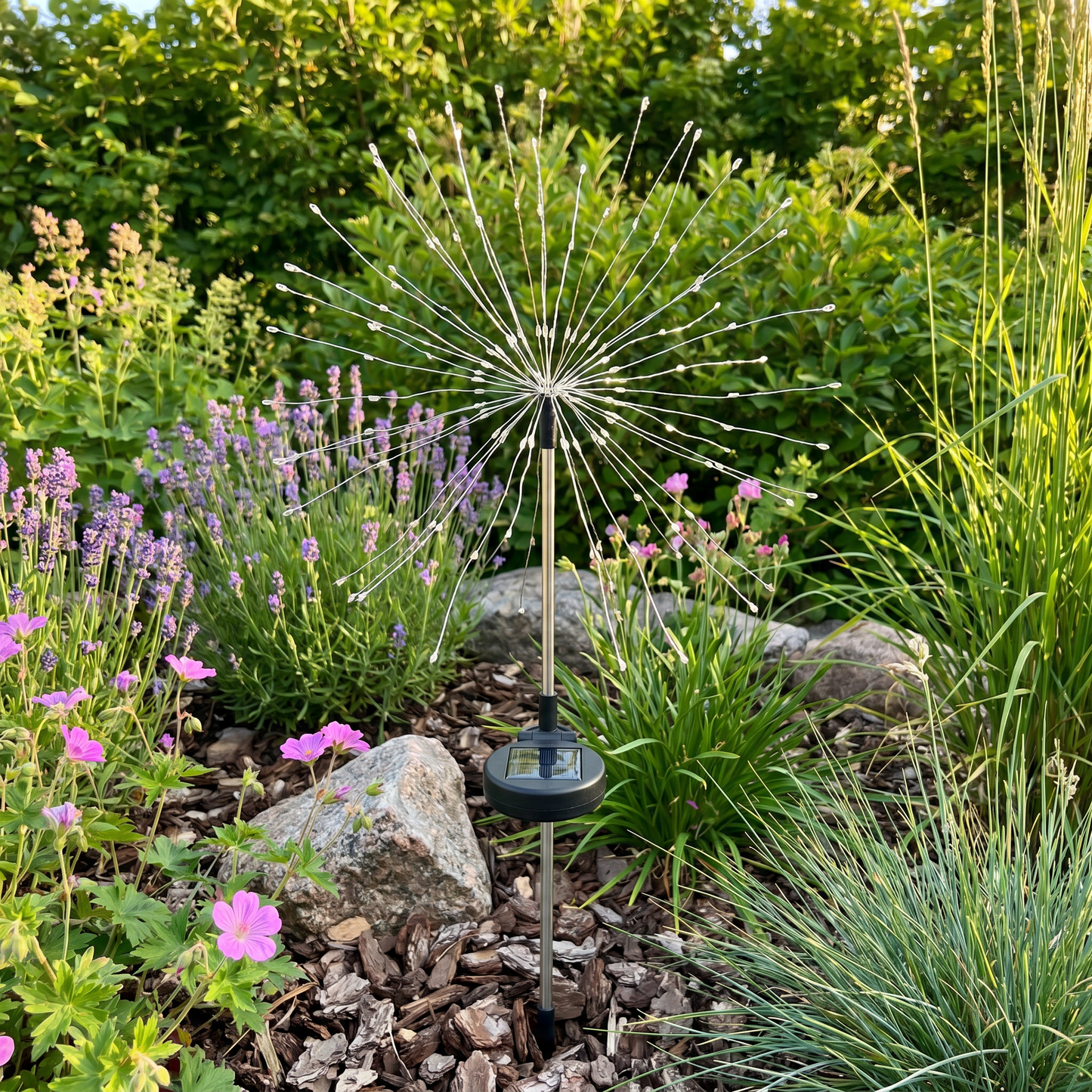 Stella – Solar Garden Lights